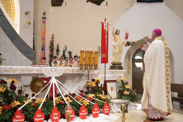 Bierzmowanie w Słopnicach Dolnych