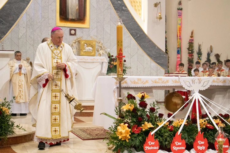 Bierzmowanie w Słopnicach Dolnych