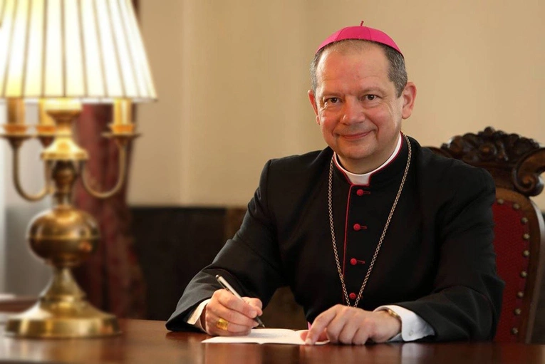 Bp Grzegorz Olszowski
