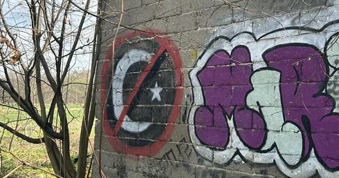 Nienawiść na ścianach