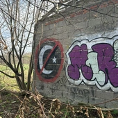 Nienawiść na ścianach