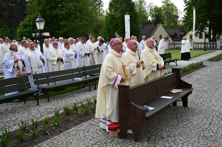 Jubileuszowa pielgrzymka kapłanów do sanktuarium św. Jacka