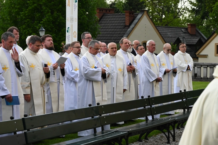 Jubileuszowa pielgrzymka kapłanów do sanktuarium św. Jacka