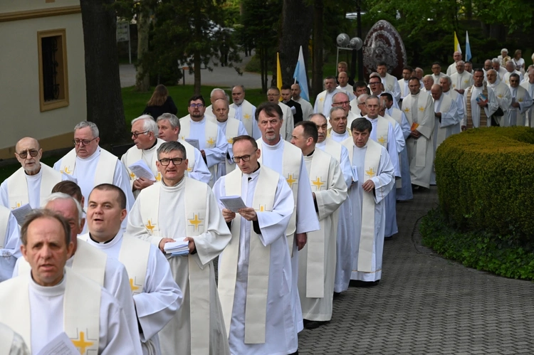 Jubileuszowa pielgrzymka kapłanów do sanktuarium św. Jacka
