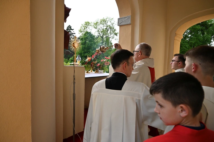 Jubileuszowa pielgrzymka kapłanów do sanktuarium św. Jacka