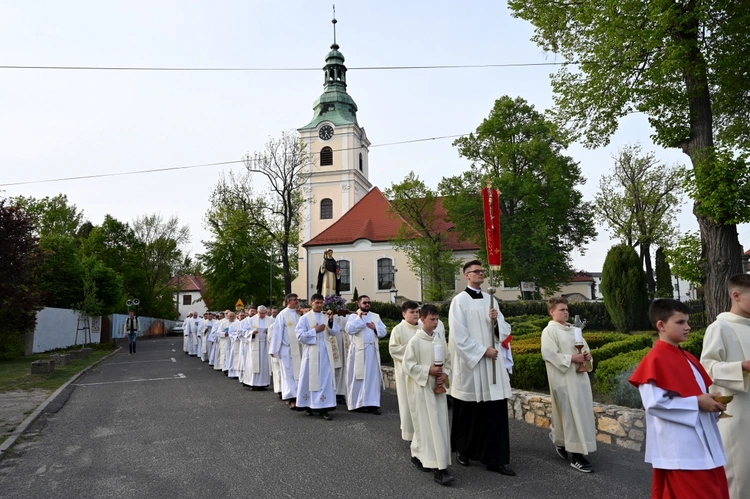 Jubileuszowa pielgrzymka kapłanów do sanktuarium św. Jacka