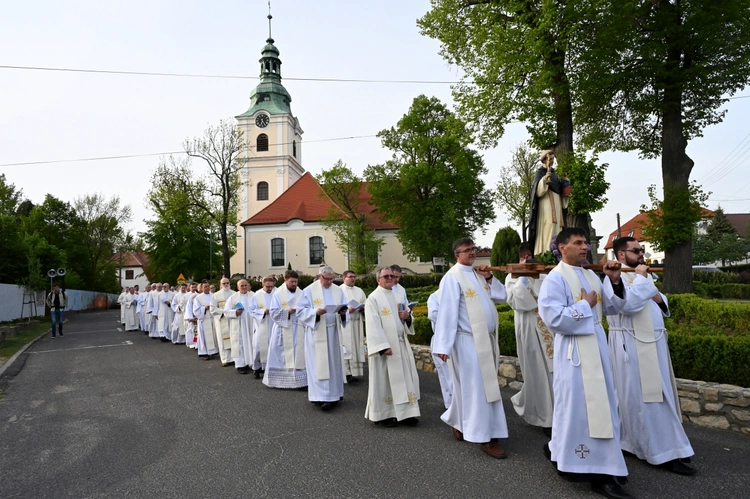 Jubileuszowa pielgrzymka kapłanów do sanktuarium św. Jacka