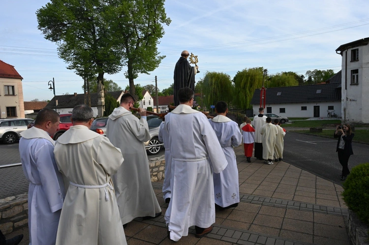 Jubileuszowa pielgrzymka kapłanów do sanktuarium św. Jacka
