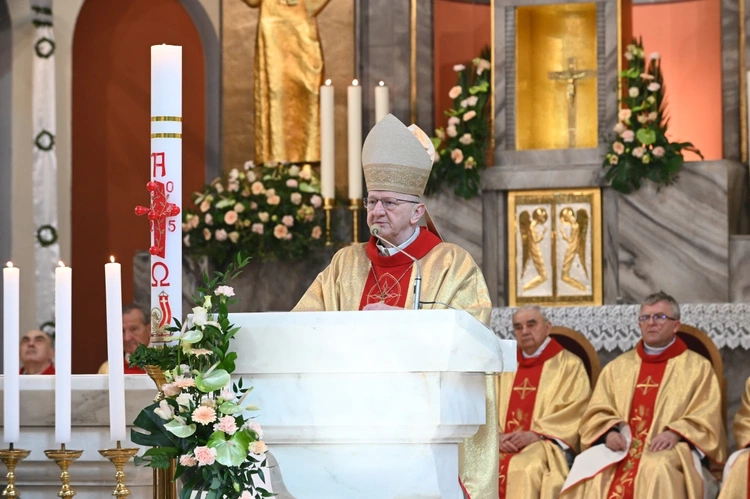100-lecie parafii Świętych Apostołów Piotra i Pawła w Opolu