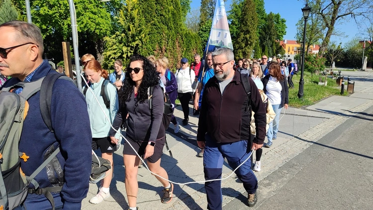 Pielgrzymkowa majówka z Sobótki do Sulistrowiczek