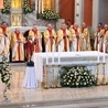 Dziękczynienie za 100 lat parafii Świętych Apostołów Piotra i Pawła w Opolu