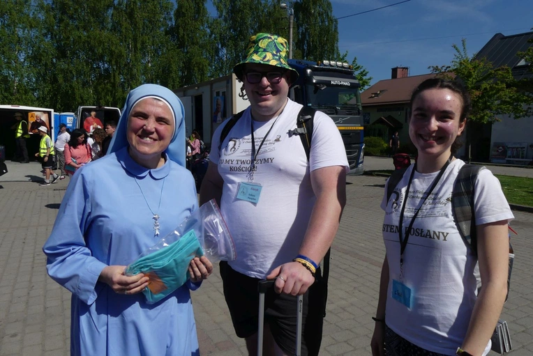 Pielgrzymi łagiewniccy dają świadectwo wiary - 2025