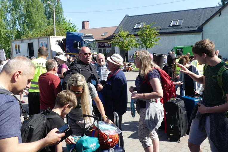 Pielgrzymi łagiewniccy dają świadectwo wiary - 2025