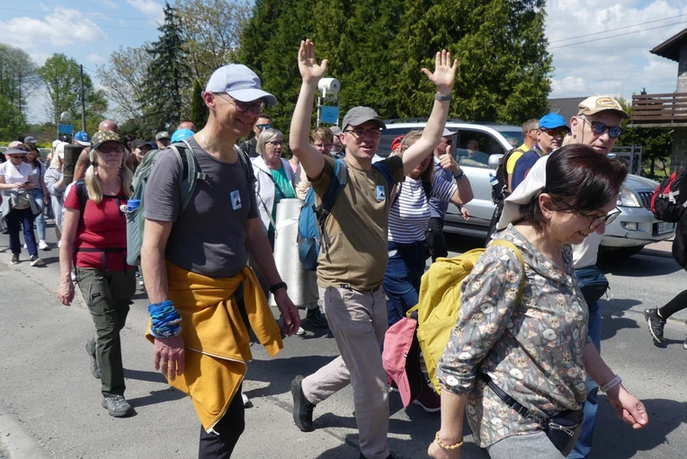 1. Grupa św. Faustyny w drodze do Łagiewnik - 2025