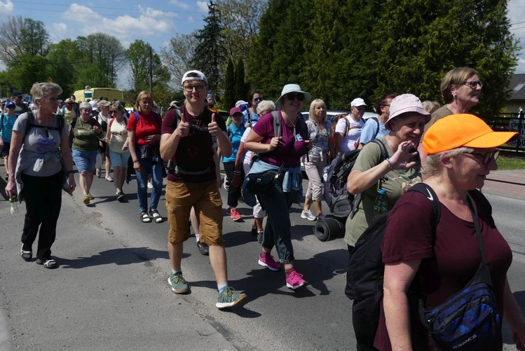 1. Grupa św. Faustyny w drodze do Łagiewnik - 2025