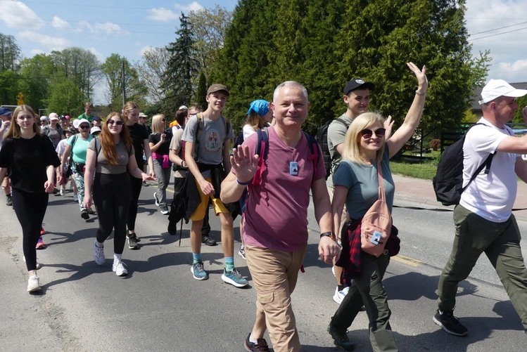 2. Grupa bł. Ks. Michała Sopoćki w drodze do Łagiewnik - 2025