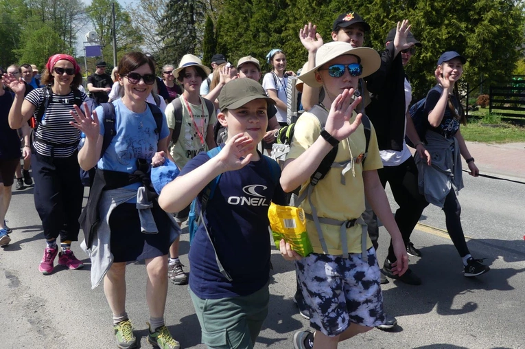 2. Grupa bł. Ks. Michała Sopoćki w drodze do Łagiewnik - 2025