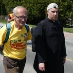 4. Grupa św. abp. Józefa Bilczewskiego w drodze do Łagiewnik - 2025