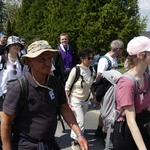 4. Grupa św. abp. Józefa Bilczewskiego w drodze do Łagiewnik - 2025