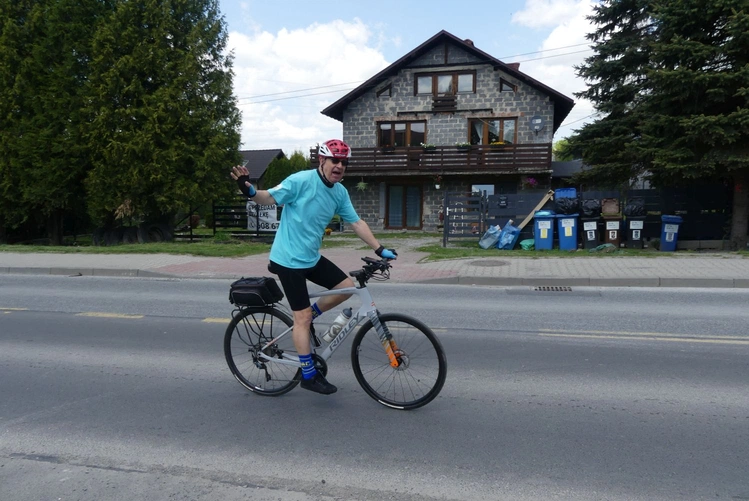 Pielgrzymi rowerowi w drodze do Łagiewnik - 2025