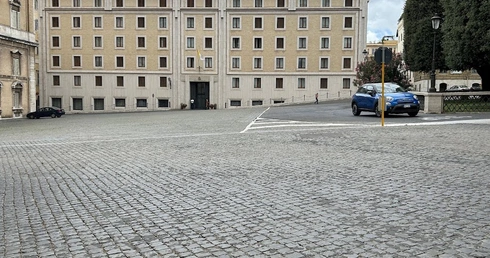 Dom św. Marty, Watykan