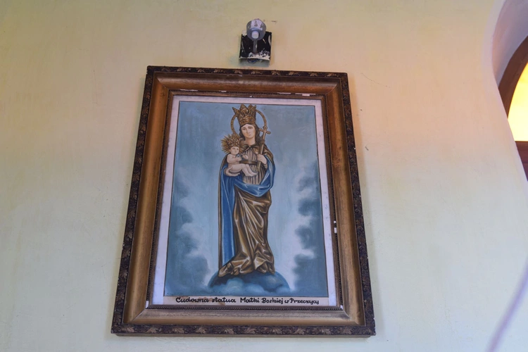 Parafia NMP Królowej Polski w Ostrowie