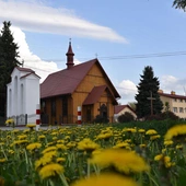 Parafia NMP Królowej Polski w Ostrowie