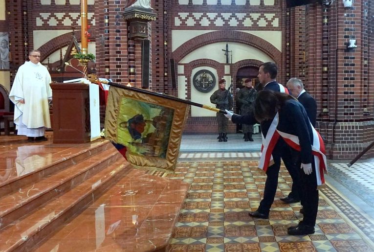 Msza Święta w intencji ojczyzny w gliwickiej katedrze 