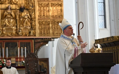 Bp Przyborek: Cierpliwość Maryi to siła miłości, nie słabość