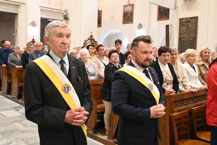 Instalacja nowego proboszcza w parafii NSPJ w Nowym Targu