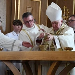 Poświęcenie kościoła w Nowych Załubicach