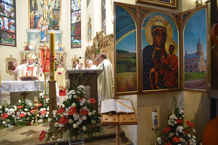 100 lat parafii w Krasnem-Lasocicach