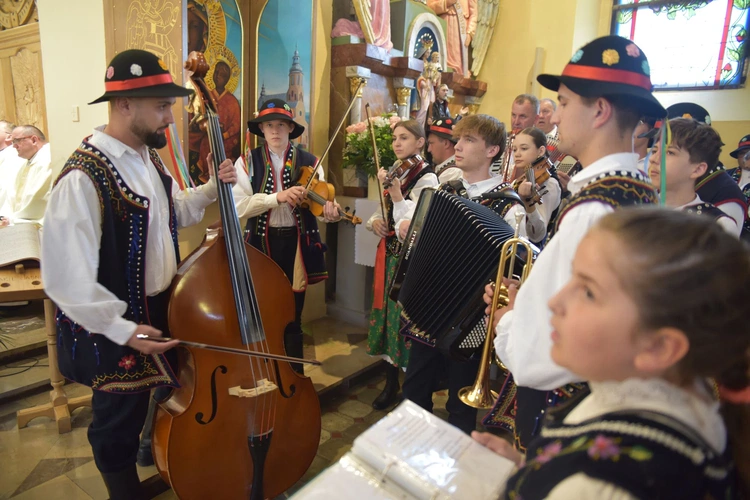 100 lat parafii w Krasnem-Lasocicach