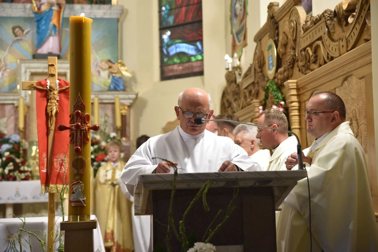 100 lat parafii w Krasnem-Lasocicach