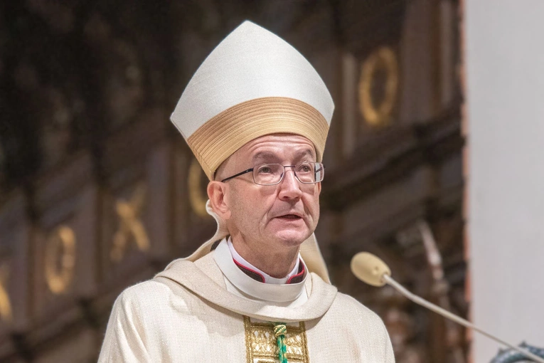 Abp Galbas: Bóg nie widzi w nas zła, tylko słabość