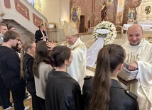 Bp Olszowski: Największe szczęście – widzieć, że życie przynosi dobre owoce 