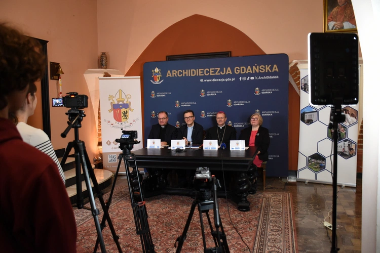 Konferencja prasowa w gdańskiej kurii