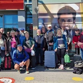 Pątnicy przeszli tzw. Camino Litoral, które prowadzi wybrzeżem Atlantyku – najpierw w Portugalii, a potem w Hiszpanii.