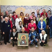 Duchowo inicjatywą opiekują się nowosolscy bracia kapucyni. Więcej informacji: profil FB –Filia Nowosolsko-Zielonogórska – szkoła Maryi. Na zdjęciu uczestnicy kwietniowej sesji.