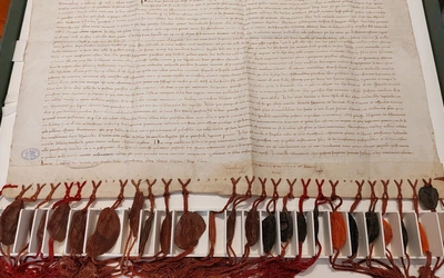 Konklawe: historia między średniowieczem a przyszłością