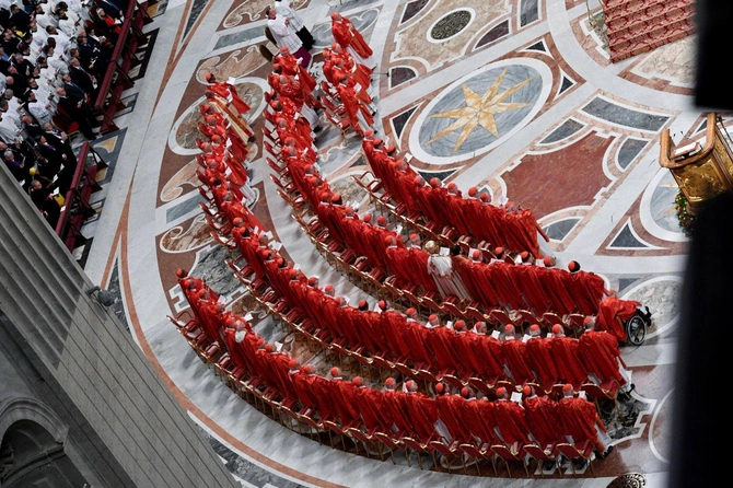 Msza św. o wybór papieża w Bazylice św. Piotra; 07.05.2025