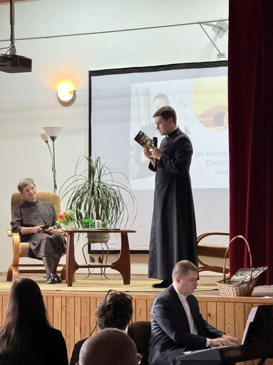 Wieczór poezji diakona Dariusza Cichonia 