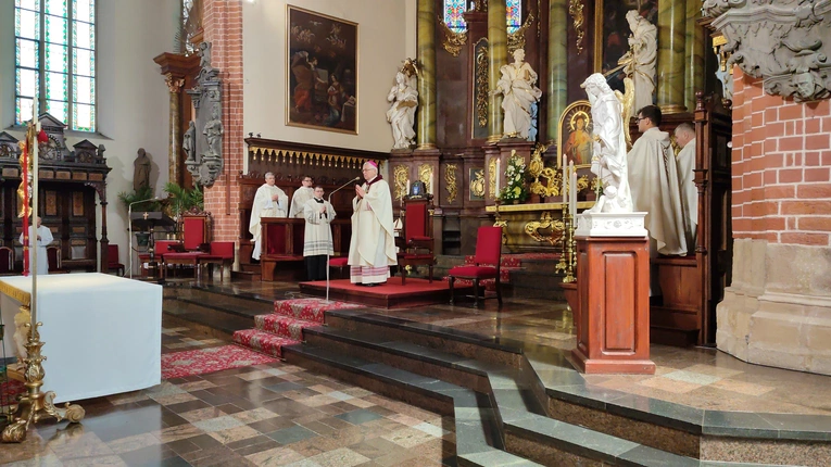 Jaki powinien być nowy papież?