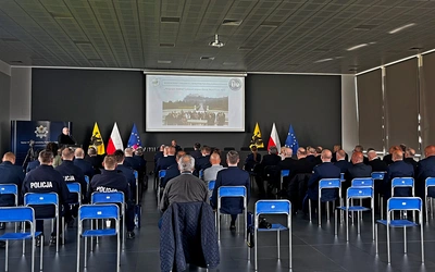 Policja w służbie przeszłości, teraźniejszości i przyszłości