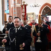 Bp Zadarko: Pod mundurem musi kryć się duch