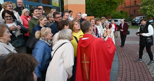 Diecezja opolska zainaugurowała miesiąc modlitwy o powołania w chwili, gdy kardynałowie wybrali nowego papieża