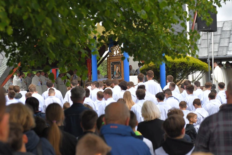 Diecezjalna Pielgrzymka Służby Liturgicznej Ołtarza do Rokitna