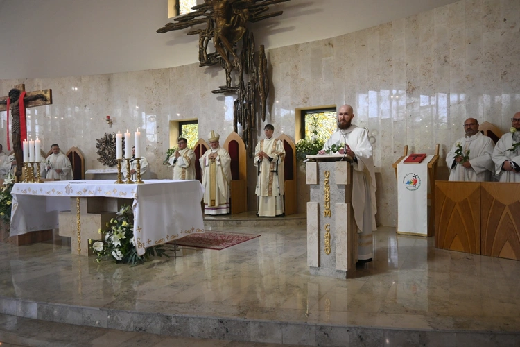 Święcenia diakonatu