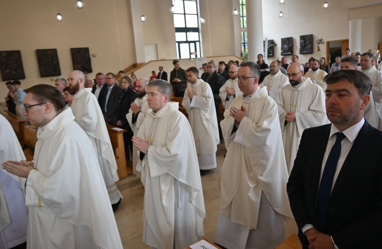 Święcenia diakonatu