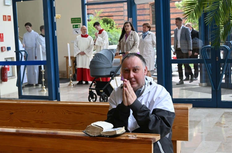 Święcenia diakonatu